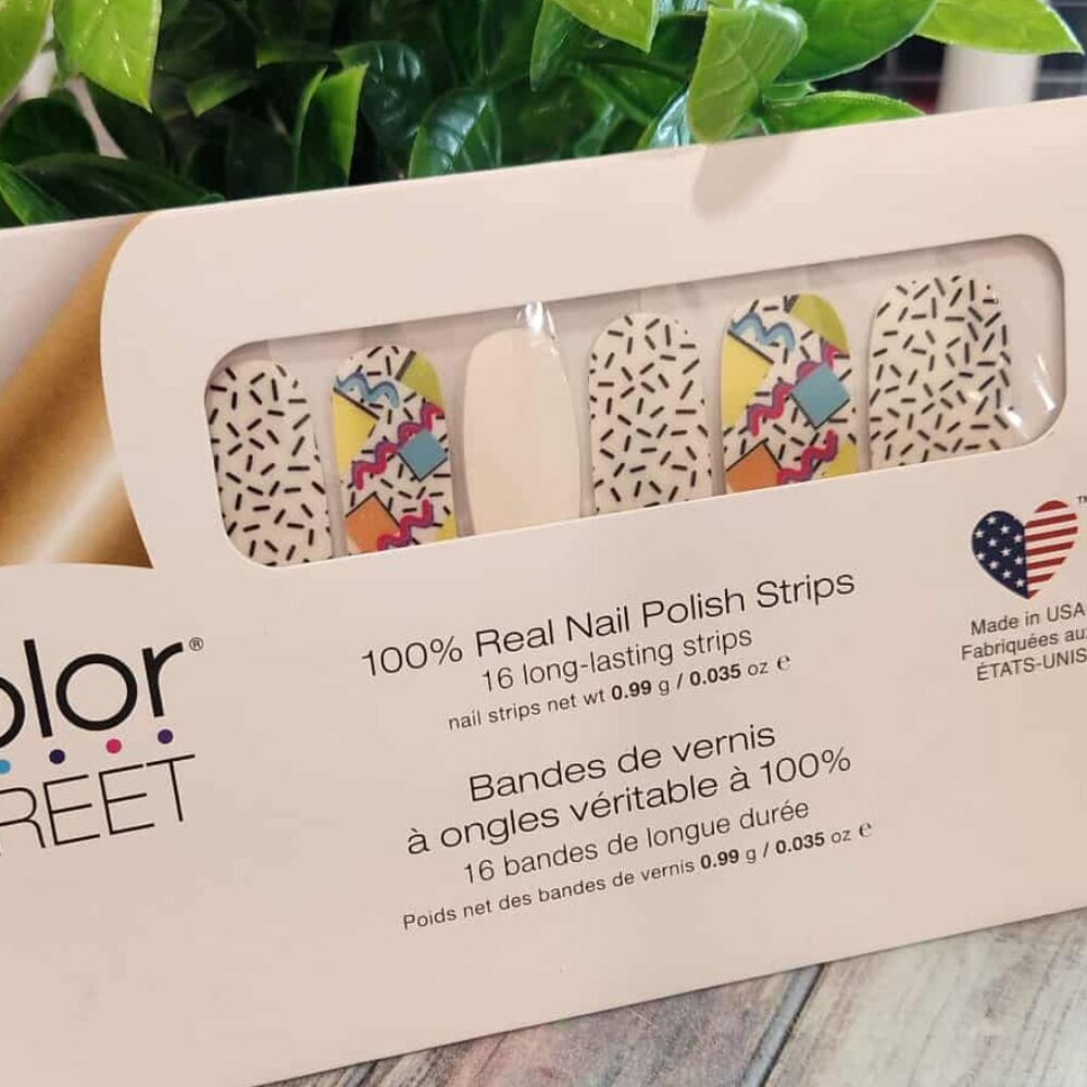 Color Street 80's Themed Press On Nail Design
